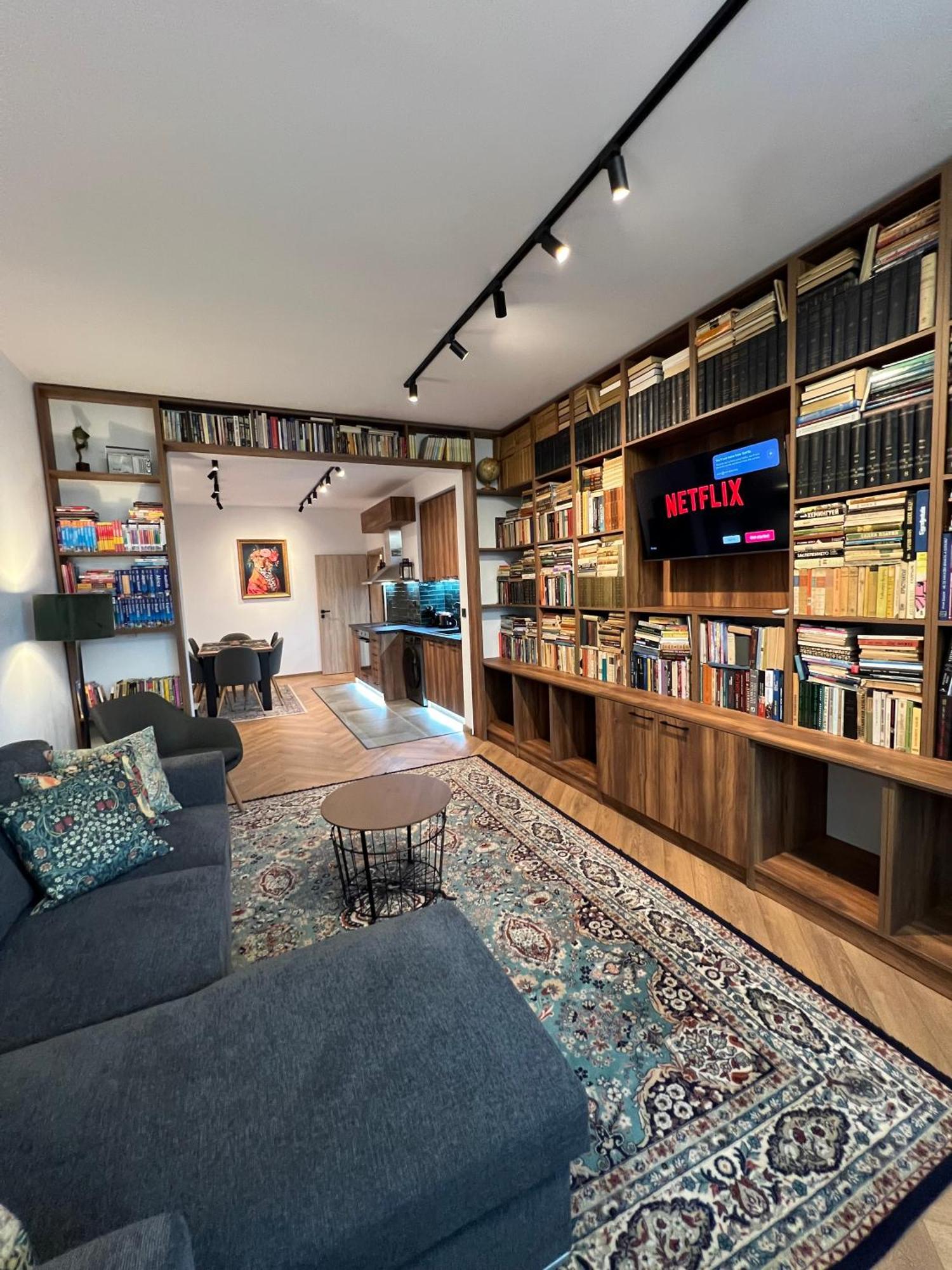 Appartement Library *